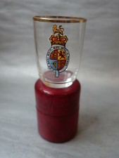 Gobelet en cristal à décor