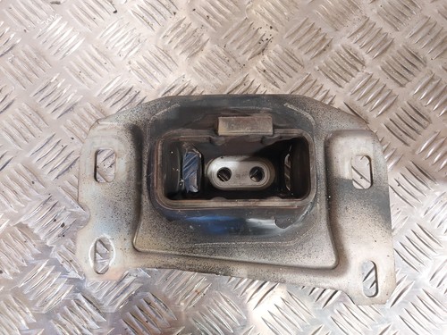 Support moteur peugeot - support,
