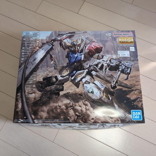 Bandai 100 gundam - bandai, 1/100