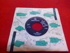 SP 45T  Les Beatles – Help /