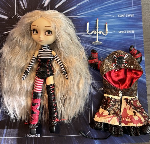 Groove pullip doll - groove,