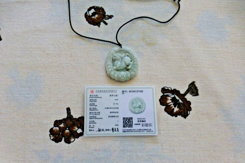 Superbe pendentif jade - superbe,