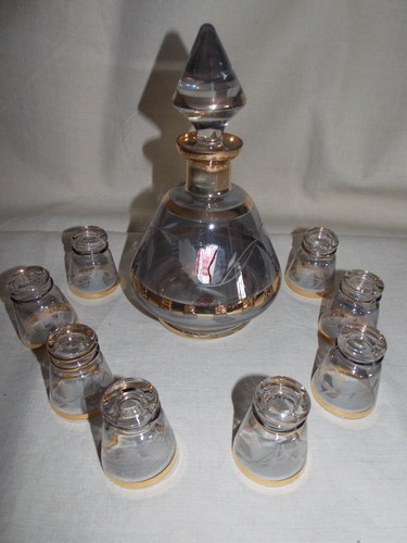 Ancien service liqueur - service, a
