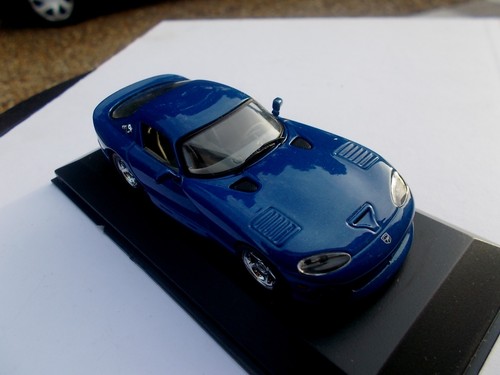 Minichamps dodge viper - viper, coupe