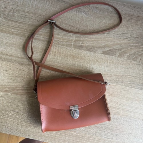 The cambridge satchel company - cambridge,