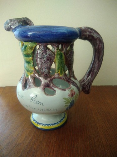 Pichet ancien trompeur - ancien,