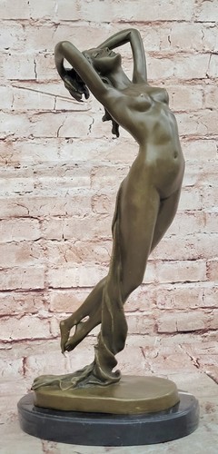 Leaping chair fille bronze - leaping,