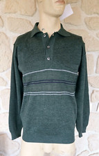 Pull vert neuf taille 3 avec
