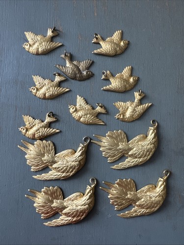 Lot insignes oiseaux laiton - lot,