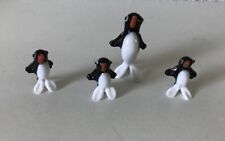 COLLECTION  SERIE 4 MINI PINGOUINS - VINTAGE ANNEES 90 - en RESINE ? PLASTIQUE ?