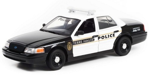 Ford crown victoria terre - -,