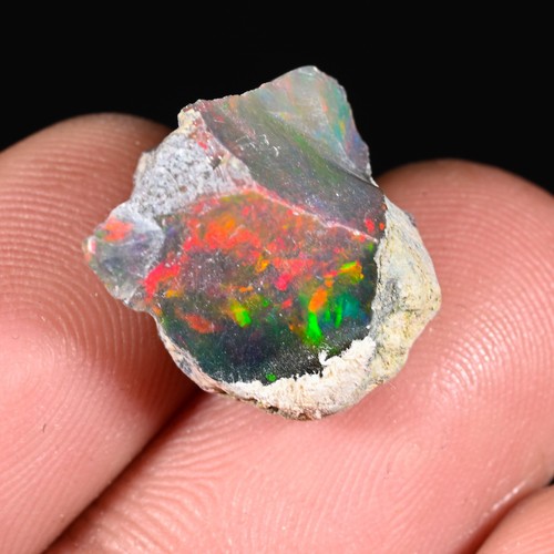 Black opal rough - ,, noir