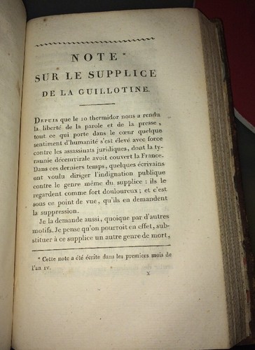 Guillotine degré de - guillotine.,