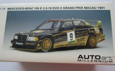 AUTOART  1/18 Mercedes 190 E