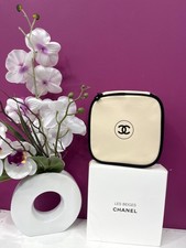 Trousse de toilette Chanel Les