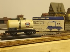 Hornby Meccano  FINA en BO Ho echelle HO 1/87 compatible jouef/roco/lima