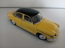 Panhard PL17 jaune Solido echelle 1/18