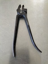 Ancien outil pince à tendre le cuir Bourrelier Cordonnier Tapissier
