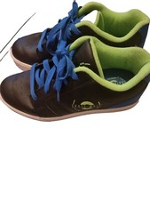 Paire de chaussures skate roller HEELYS Taille 40.5 Très Bon État .