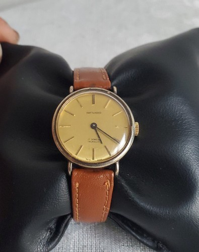 Montre mécanique remontage - montre,