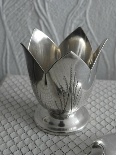 Ancien coquetier avec - ancien,