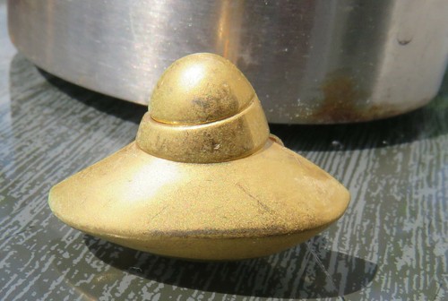 Pin flacon parfum volupté - flacon,