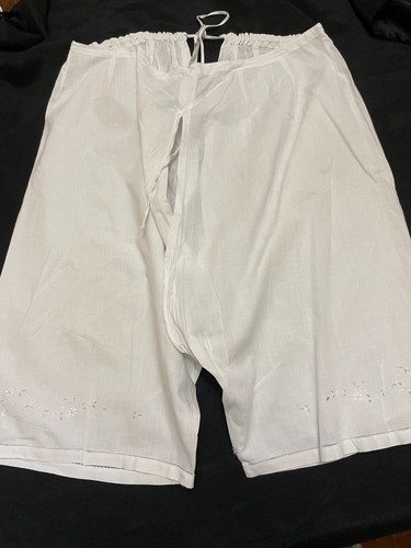 Ancienne culotte fendue - ancienne,