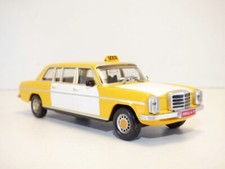 TAXI BEYRUTH Liban MERCEDES 240D limousine 1/43 W115