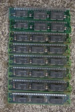 Eight 30-pin SIMMs RAM