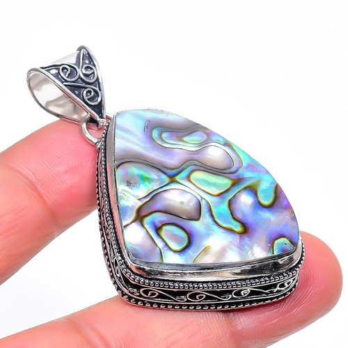 Pendentif pierre précieuse
