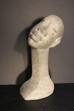 SCULPTURE EN GRANIT DE L'ARTISTE HAÏTIEN SALOMON TANGO - ART HAÏTIEN CARIBÉEN