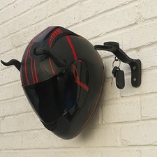 ?️ Support Mural pour Casque Moto – Design Robuste et Pratique