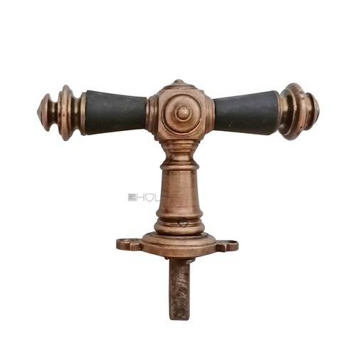 Poignée fenêtre antique - fenêtre,