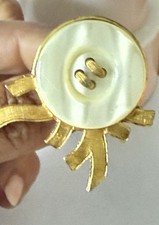 Cecile Jeanne Broche bijoux