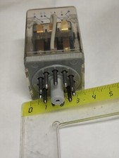 Relais 24V Ac   3 RT 10A  240 V ac TEC 1210 331100  COSSE 5.08         G9h4