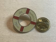 pins MÂT de MISAINE marque vetements  St Gilles Croix de Vie Vendée Loire FRANCE