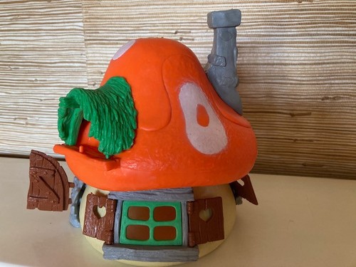 Maison champignon schtroumpfs - champignon,