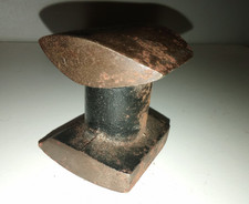 Ancienne petite enclume