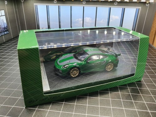 Porsche 911 gt2 - 1/64,