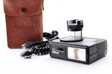 Nikon Speedlight SB-7 avec