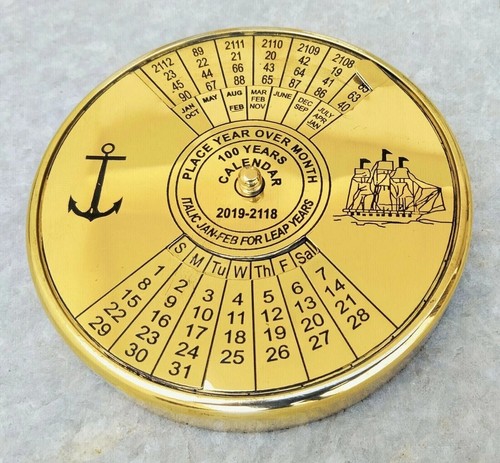 Boussole calendrier laiton