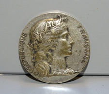 -MEDAILLE REPUBLIQUE
