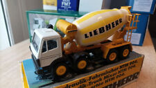 Toupie Liebherr chassis Mercedes SK 8x4 HTM904 - Conrad 1/50 3065