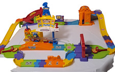 Maxi  Circuit Tut Tut Bolides Vtech  4 m de pistes 2 véhicules