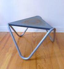 TABLE BASSE TRIANGLE en METAL DESIGN  ANNÉES 70 VINTAGE 1970