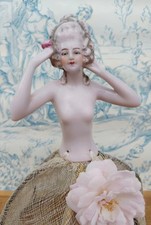 Ancienne demi-figurine