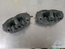 Paire d'étrier de frein avant