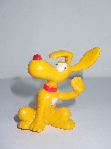 Pvc figurine vintage - pvc,