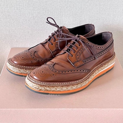 Chaussures habillées prada - chaussures,