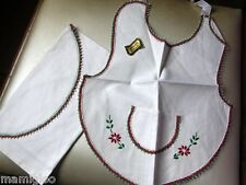 bavoir bavette avec sa